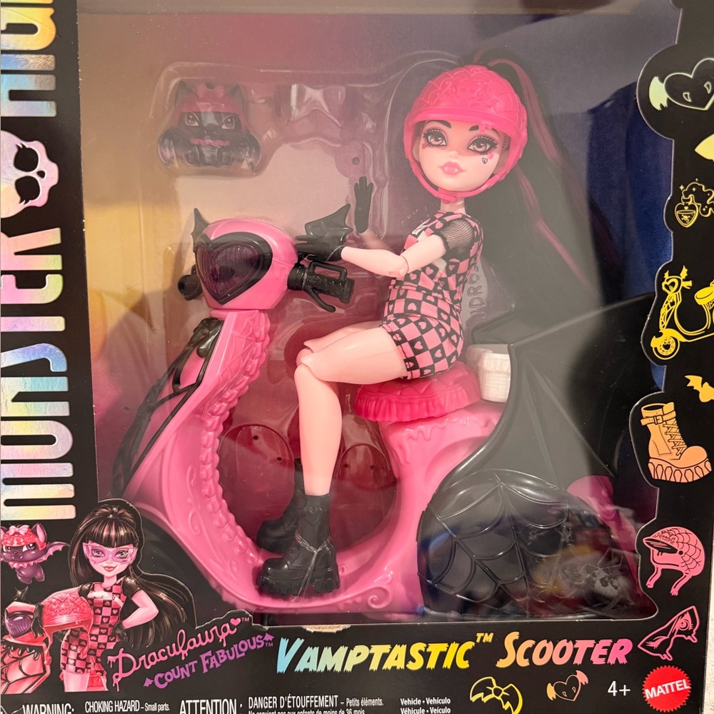 Mattel Monster High Vampastic Scooter with Doll - Pink and Black